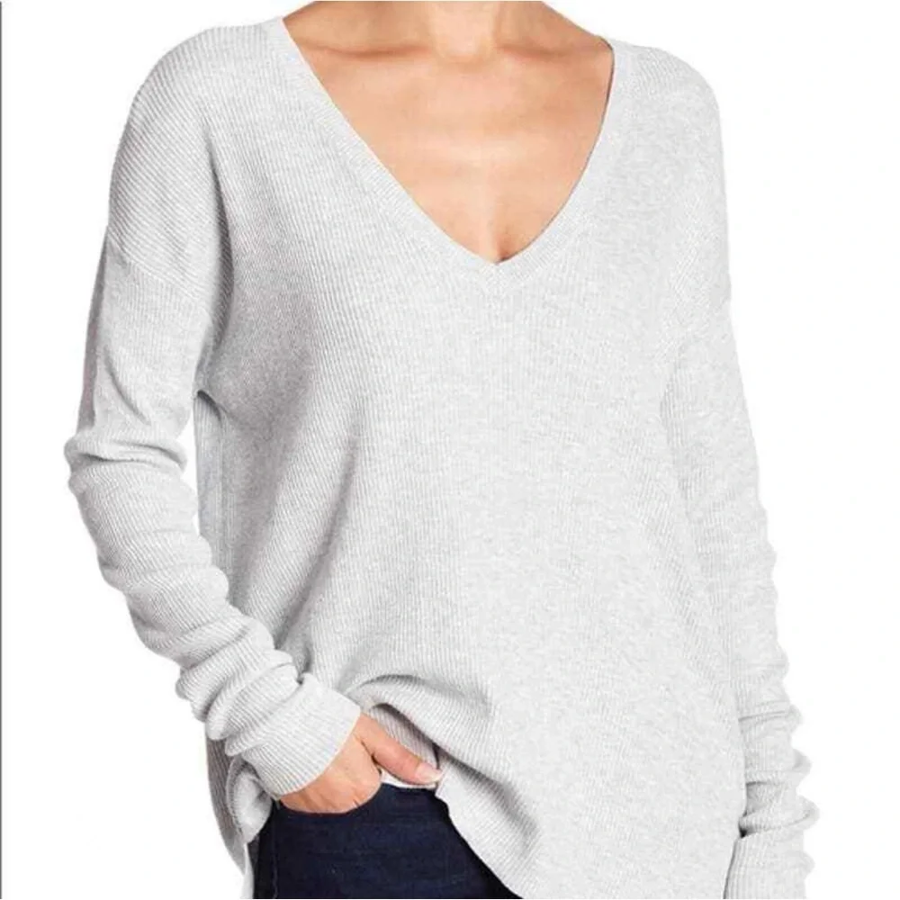 Abound Gray V-Neck Relaxed Sweater Soft Knit